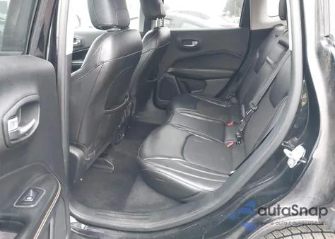 2018 Jeep Compass Latitude 4X4 из США, поврежденный, VIN 3C4NJDBB8JT360467